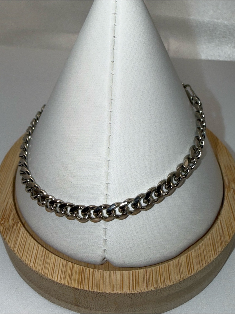 7 Inch 4.4mm 18K White Gold Plated Cuban Link Bracelet